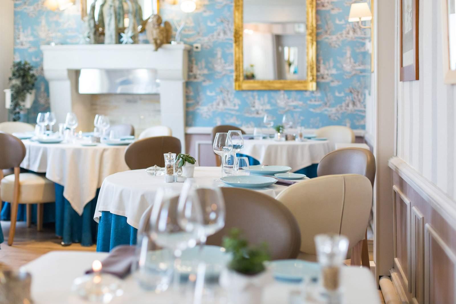 Logis Hotels Restaurant La Mere Hamard Semblancay Exterior photo